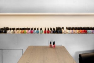 Perruqueria de Vilafranca amb tractament de manicures i pedicures